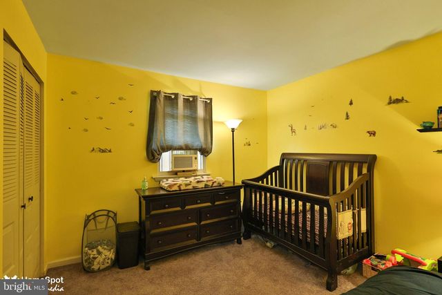 411 E OXFORD ST, Coopersburg, PA 18036