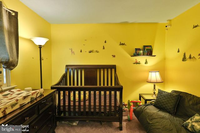 411 E OXFORD ST, Coopersburg, PA 18036