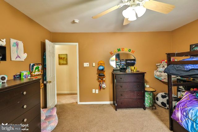 411 E OXFORD ST, Coopersburg, PA 18036
