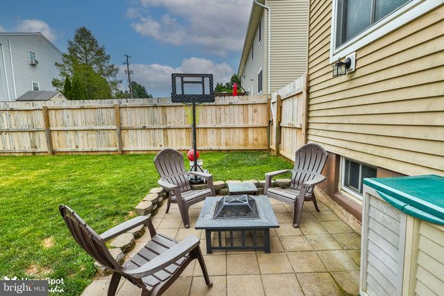 411 E OXFORD ST, Coopersburg, PA 18036