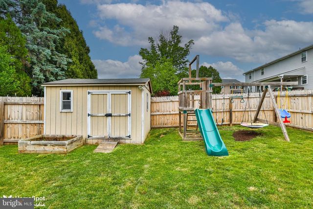 411 E OXFORD ST, Coopersburg, PA 18036