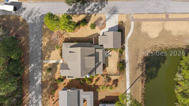 1 Nightshade Ln, Bluffton, SC 29909