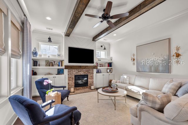 1 Nightshade Ln, Bluffton, SC 29909