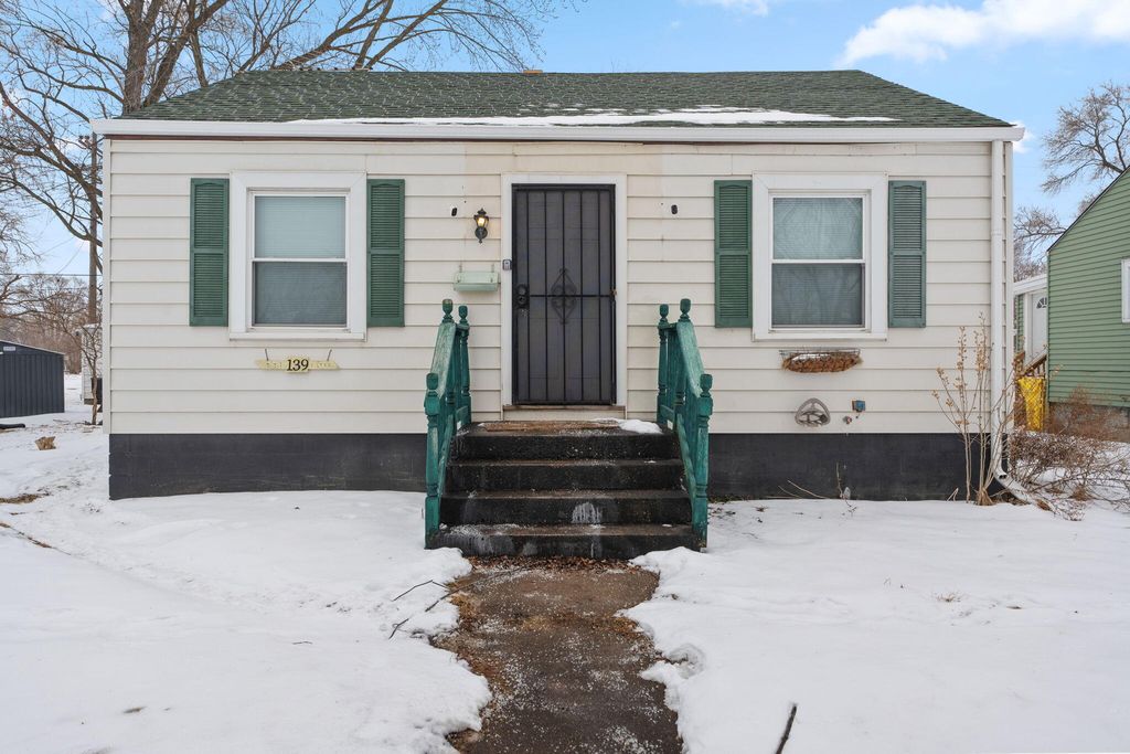 139 N Indiana Street, Griffith, IN 46319