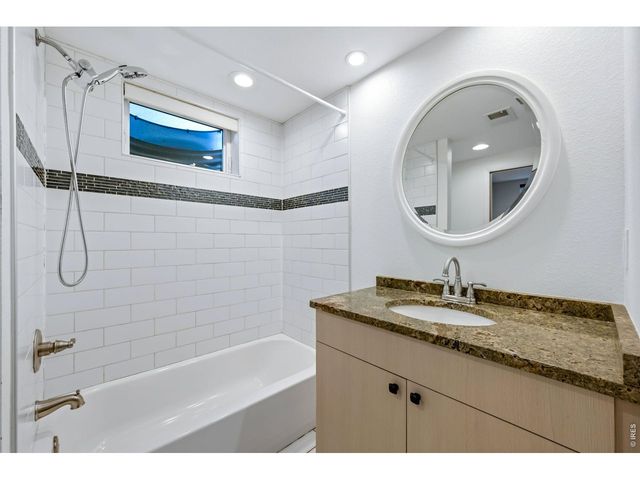 1420 S Pratt Pkwy, Longmont, CO 80501