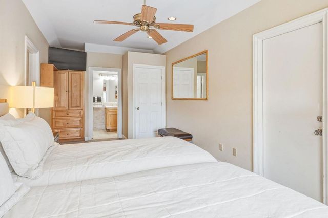 76761 Chrysanthemum Way, Palm Desert, CA 92211
