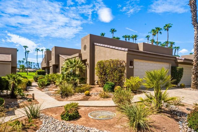 76761 Chrysanthemum Way, Palm Desert, CA 92211