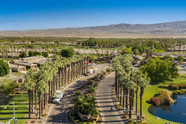 76761 Chrysanthemum Way, Palm Desert, CA 92211