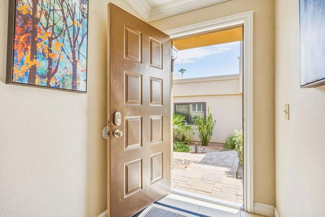 76761 Chrysanthemum Way, Palm Desert, CA 92211