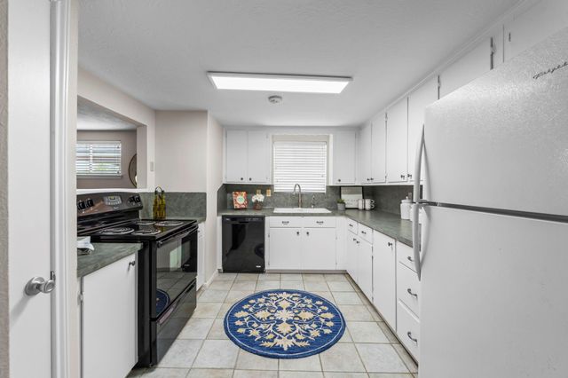 1745 E Pine Lake Circle, Conroe, TX 77316