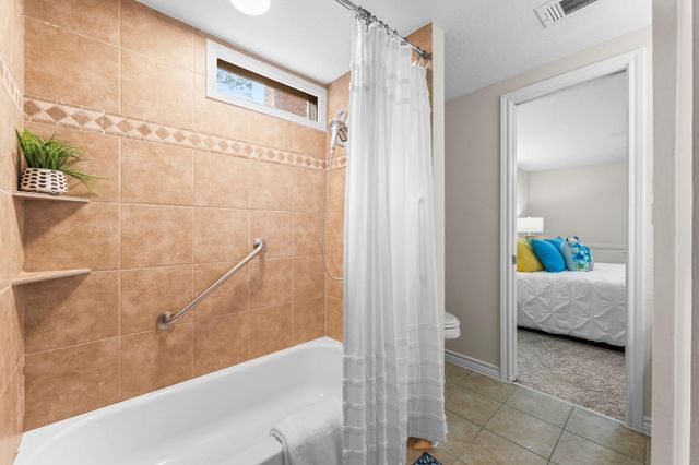 1745 E Pine Lake Circle, Conroe, TX 77316