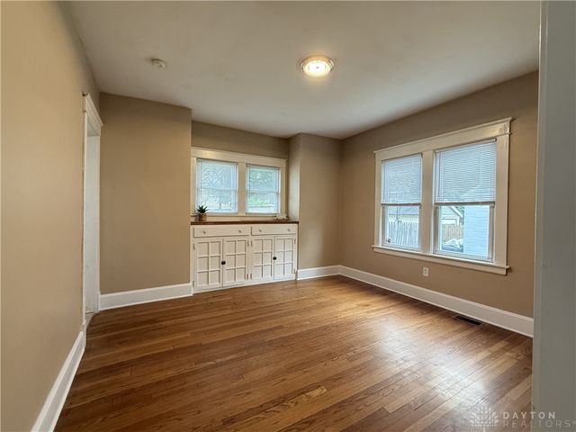 215 Aberdeen Drive, Middletown, OH 45042