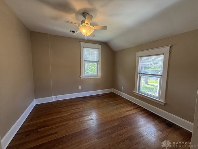 215 Aberdeen Drive, Middletown, OH 45042