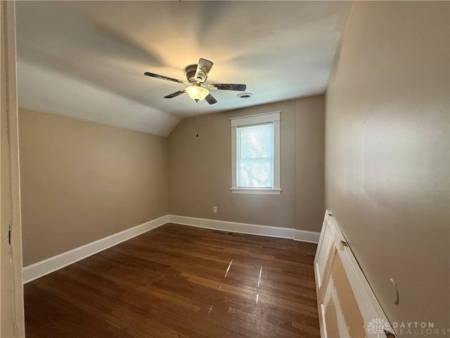 215 Aberdeen Drive, Middletown, OH 45042