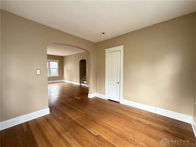 215 Aberdeen Drive, Middletown, OH 45042