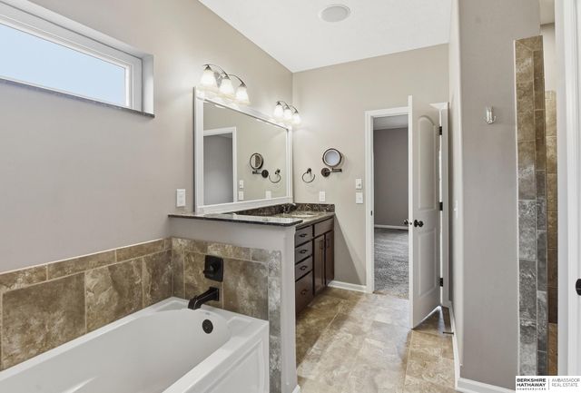 4519 N 206th Street, Elkhorn, NE 68022