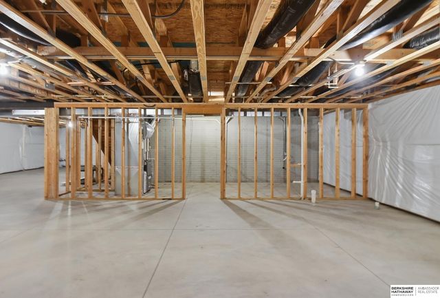 4519 N 206th Street, Elkhorn, NE 68022