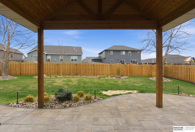 4519 N 206th Street, Elkhorn, NE 68022