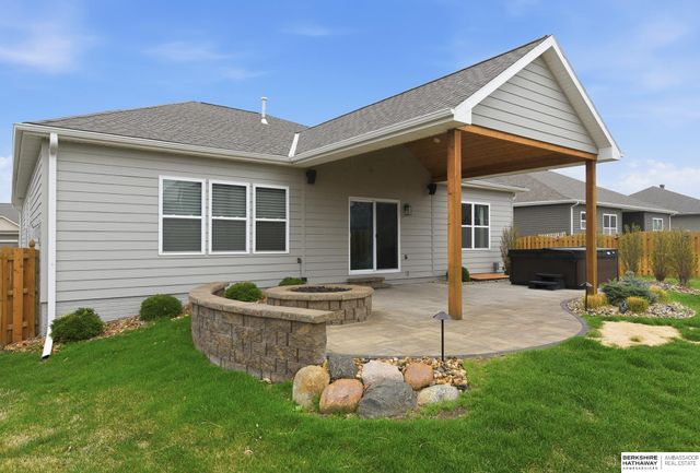 4519 N 206th Street, Elkhorn, NE 68022