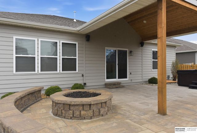 4519 N 206th Street, Elkhorn, NE 68022