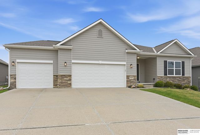 4519 N 206th Street, Elkhorn, NE 68022