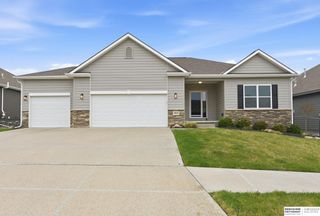 4519 N 206th Street, Elkhorn, NE 68022