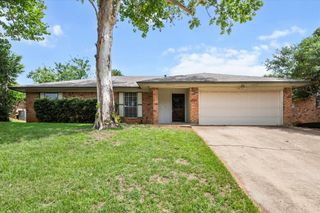 5903 Spring Hill Court, Arlington, TX 76016
