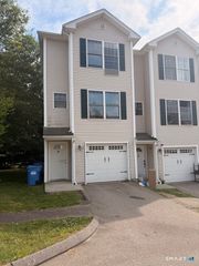 41 Palmer Street 9, Norwich, CT 06360