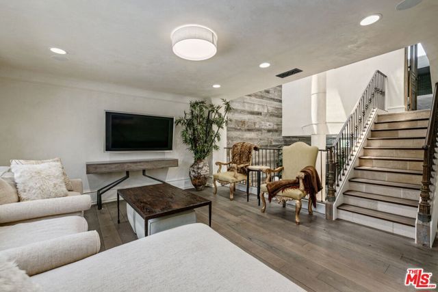 2408 34th Street 4, Santa Monica, CA 90405