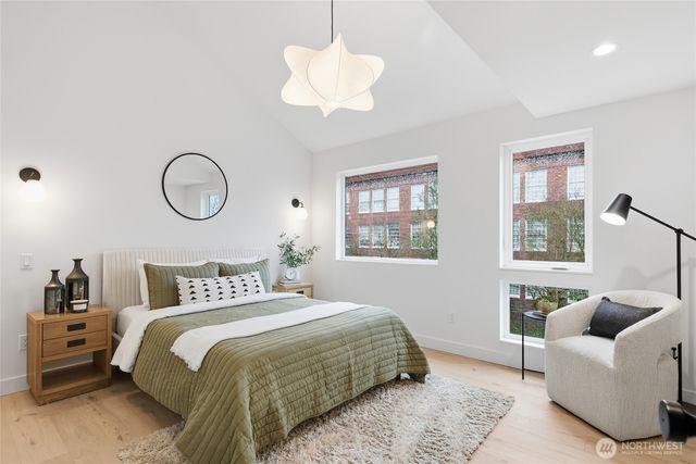 6515 19th Avenue NW, Seattle, WA 98117