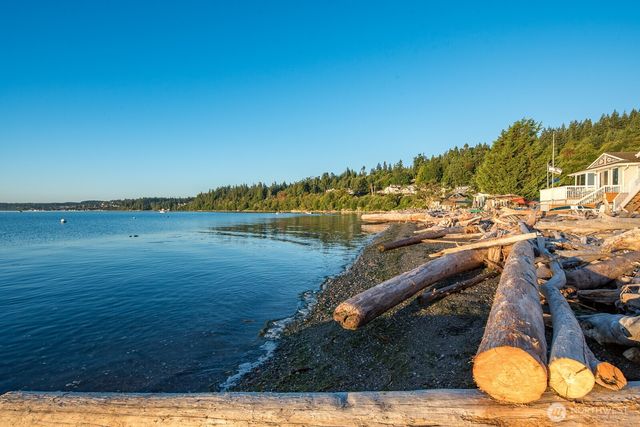 446 Lehman Drive, Camano Island, WA 98282