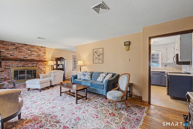 42 Parker Hill Road, Killingworth, CT 06419