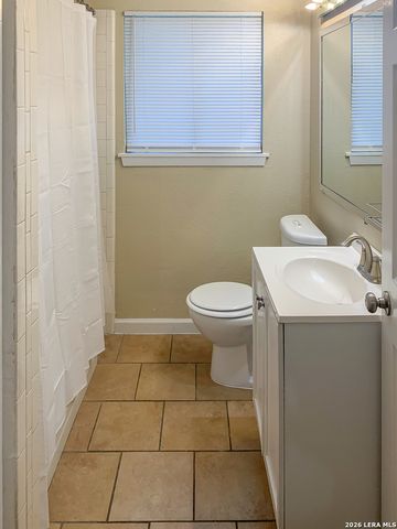 4535 LYCEUM DR, San Antonio, TX 78229