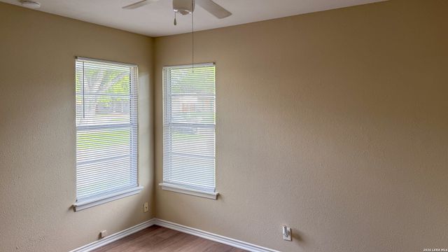 4535 LYCEUM DR, San Antonio, TX 78229