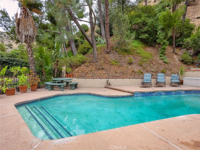 3400 Brace Canyon Road, Burbank, CA 91504