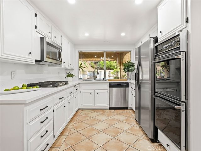 3400 Brace Canyon Road, Burbank, CA 91504