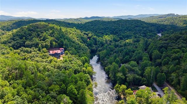 22 Riverwalk, Blue Ridge, GA 30513