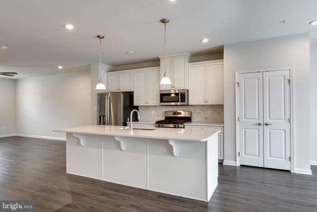 7912 N GLADDEN FARM WAY, Hanover, MD 21076