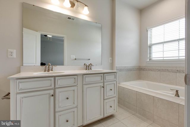 7912 N GLADDEN FARM WAY, Hanover, MD 21076