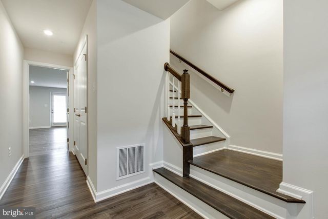 7912 N GLADDEN FARM WAY, Hanover, MD 21076