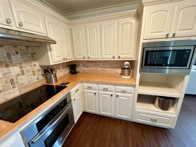 800 N Seven Points Drive, Kemp, TX 75143