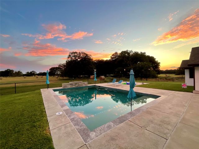 800 N Seven Points Drive, Kemp, TX 75143