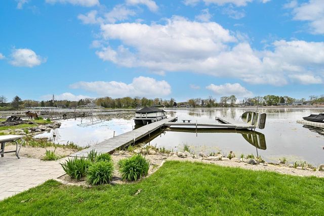 28918 Kramer DRIVE, Waterford, WI 53185