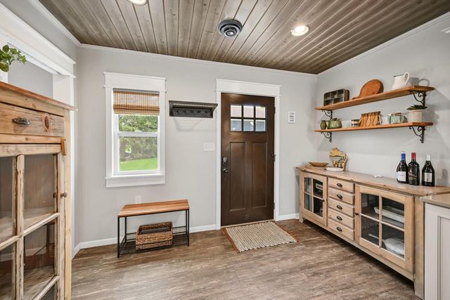 28918 Kramer DRIVE, Waterford, WI 53185