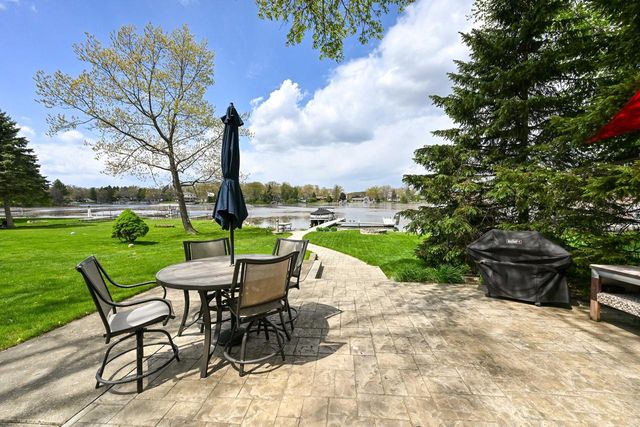 28918 Kramer DRIVE, Waterford, WI 53185