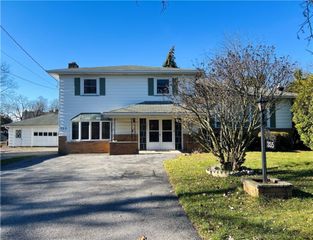 355 Taft Avenue, Irondequoit, NY 14609