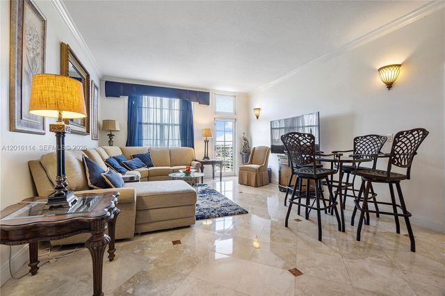 2851 S Ocean Boulevard 7U, Boca Raton, FL 33432