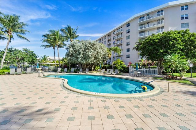 2851 S Ocean Boulevard 7U, Boca Raton, FL 33432