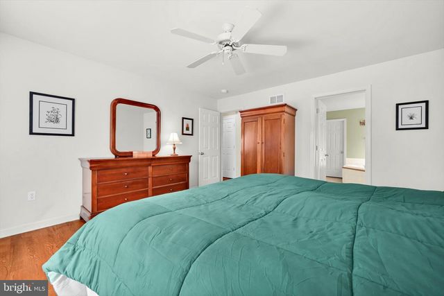 28 GREYSTONE CIR, Willow Street, PA 17584