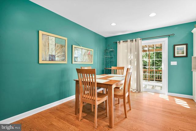 28 GREYSTONE CIR, Willow Street, PA 17584